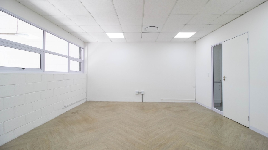 To Let Commercial Property for Rent in Woodstock Western Cape